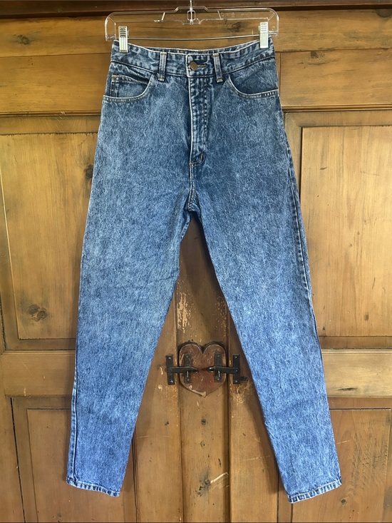Guess Denim - VINTAGE GUESS Acid Wash Jeans